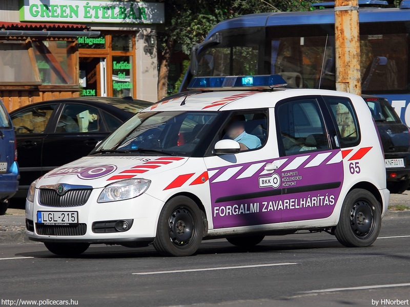 Skoda Roomster, Budapesti Közlekedési Központ, fotó: HNorbert
Keywords: BKV BKK LGL-215