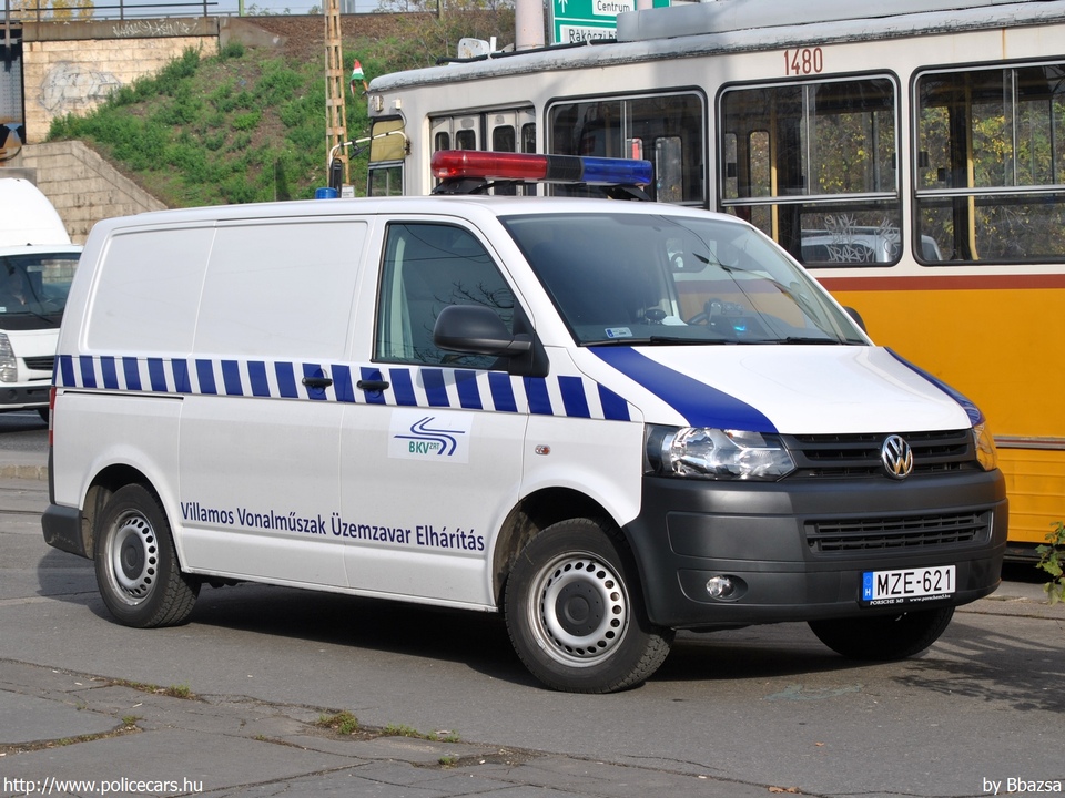 Volkswagen Transporter T5 facelift, Budapesti Közlekedési Zrt., fotó: Bbazsa
Keywords: BKV MZE-621