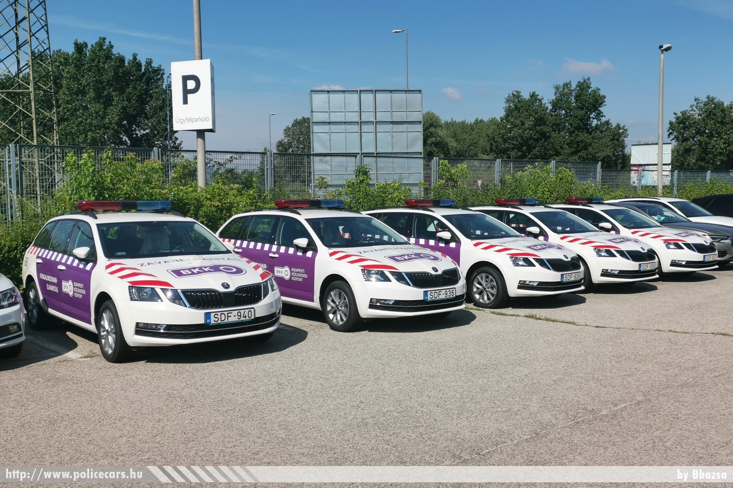 Skoda Octavia III Combi facelift 4x4, Budapesti Közlekedési Központ, fotó: Bbazsa
Keywords: BKK SDF-940 SDF-939 SDF-938 SDF-937 SDF-936
