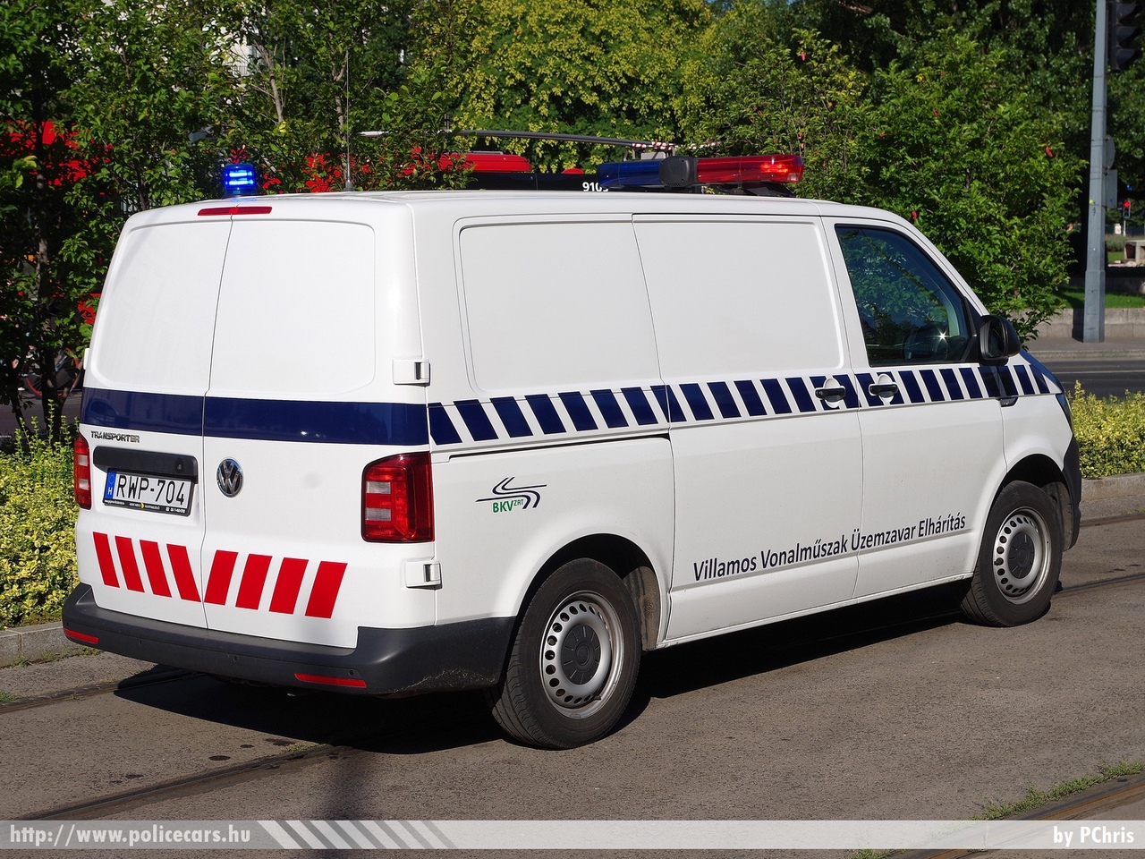 Volkswagen Transporter T6, Budapesti Közlekedési Vállalat Zrt., fotó: PChris
Keywords: BKV RWP-704