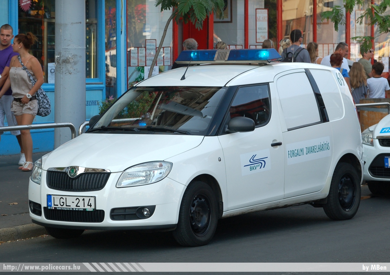 Skoda Roomster, Budapesti Közlekedési Vállalat Zrt., fotó: MBen
Keywords: BKV BKK LGL-214