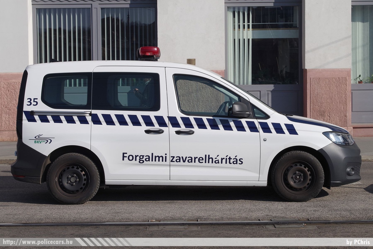 Volkswagen Caddy SB, Budapesti Közlekedési Zrt., Forgalmi zavarelhárítás, fotó: PChris
Keywords: BKV AEAE-475