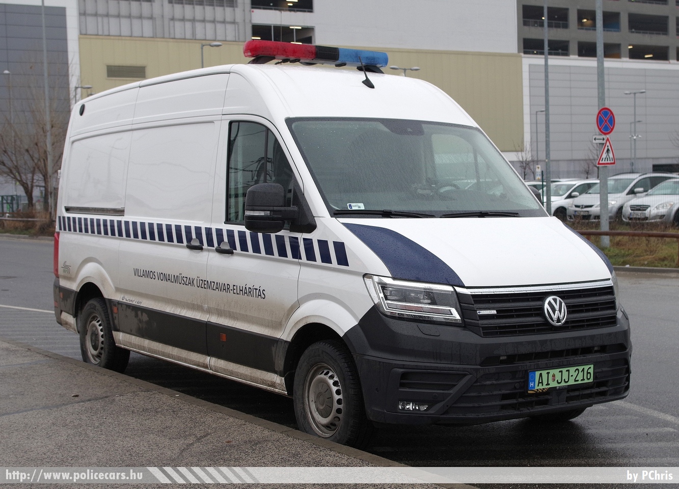 Volkswagen e-Crafter, Budapesti Közlekedési Zrt., villamos vonalműszak üzemzavar-elhárítás, fotó: PChris
Keywords: BKV AIJJ-216