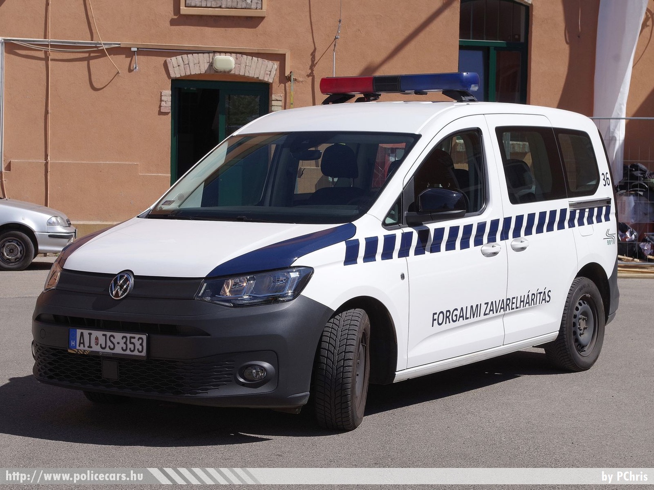 Volkswagen Caddy SB, Budapesti Közlekedési Zrt., Forgalmi zavarelhárítás, fotó: PChris
Keywords: BKV AIJS-353