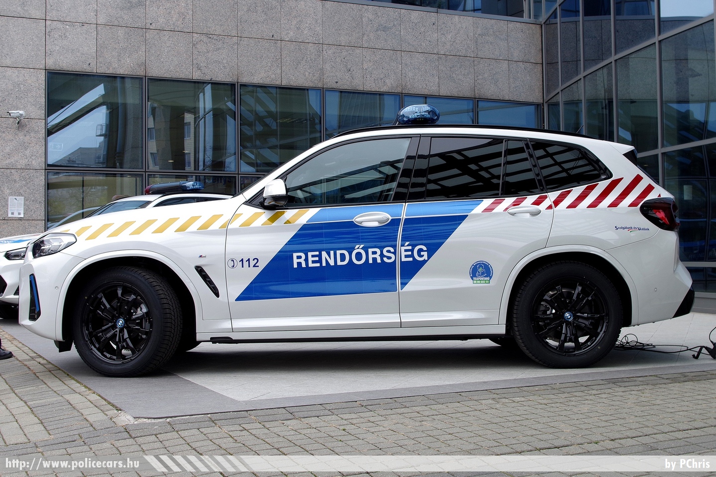 BMW iX3, fotó: PChris
Keywords: magyar Magyarország rendőr rendőrautó rendőrség Hungary hungarian police policecar