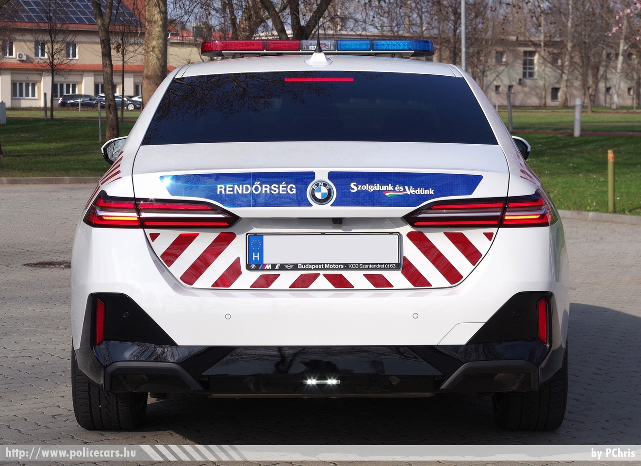 BMW 550e xDrive, fotó: PChris
Keywords: magyar Magyarország rendőr rendőrautó rendőrség Hungary hungarian police policecar