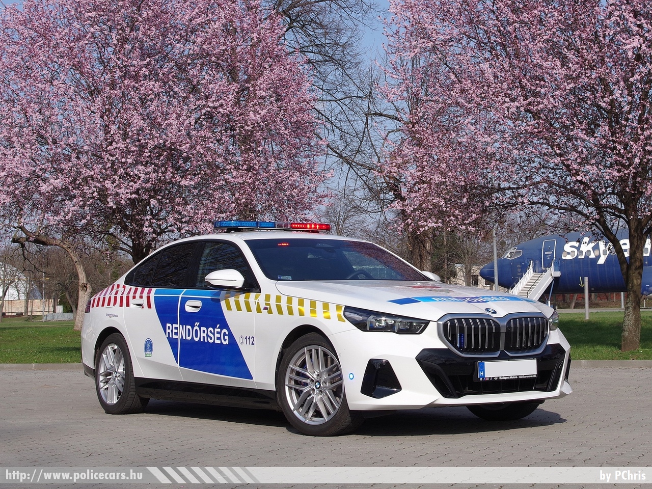 BMW 550e xDrive, fotó: PChris
Keywords: magyar Magyarország rendőr rendőrautó rendőrség Hungary hungarian police policecar