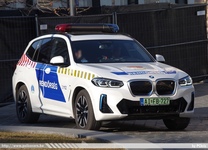 bmw069.jpg