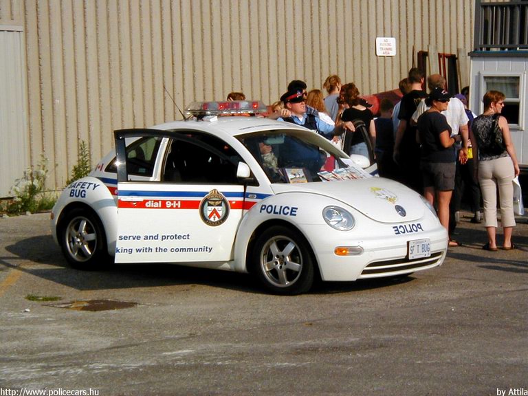 Volkswagen Beetle, fotó: Attila
Keywords: kanadai Kanada Canada canadian policecar police rendőr rendőrautó rendőrség