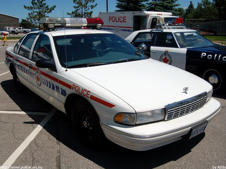 Keywords: kanadai Kanada Canada canadian policecar police rendőr rendőrautó rendőrség