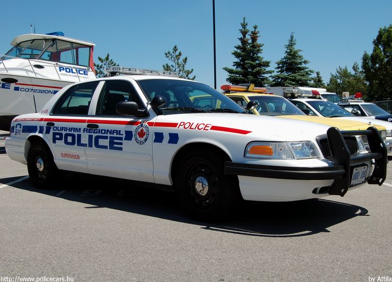 Keywords: kanadai Kanada Canada canadian policecar police rendőr rendőrautó rendőrség