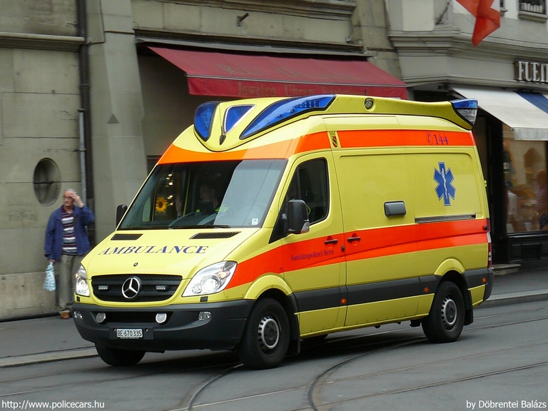 Mercedes-Benz Sprinter II, fotó: Döbrentei Balázs
Keywords: mentő mentőautó svájci Svájc Switzerland swiss ambulance