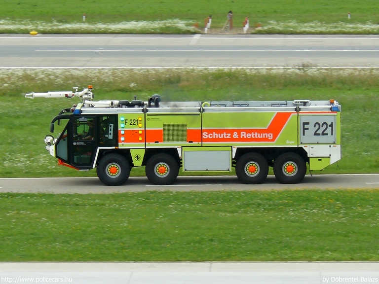 MAN SX 36.1000 Ziegler, Zürich, fotó: Döbrentei Balázs
Keywords: tûzoltó tûzoltóautó tûzoltóság svájci Svájc Switzerland swiss fire firetruck