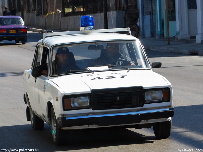 Lada VAZ 2107, fotó: Plavecz János
Keywords: kuba kubai rendőr rendőrség rendőrautó