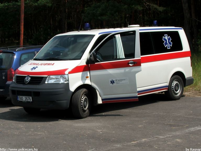 Volkswagen Transporter T5, fotó: Ragnar
Keywords: mentő mentőautó Csehország cseh