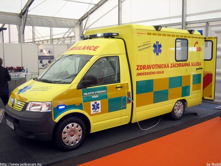 Volkswagen Transporter T5, fotó: Nudel
Keywords: mentő mentőautó Csehország cseh