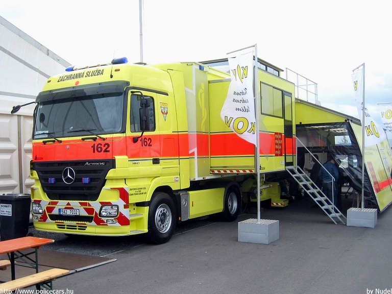 Mercedes Actros, fotó: Nudel
Keywords: mentő mentőautó Csehország cseh