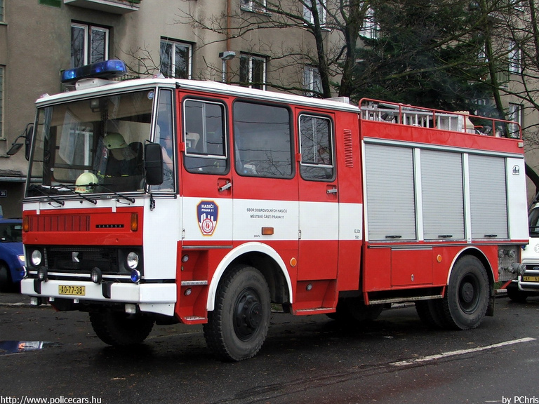 Karosa, fotó: PChris
Keywords: tûzoltó tûzoltóautó cseh csehország tûzoltóság