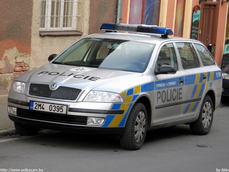 Skoda Octavia II, fotó: Aldo
Keywords: rendőr rendőrautó rendőrség cseh csehország
