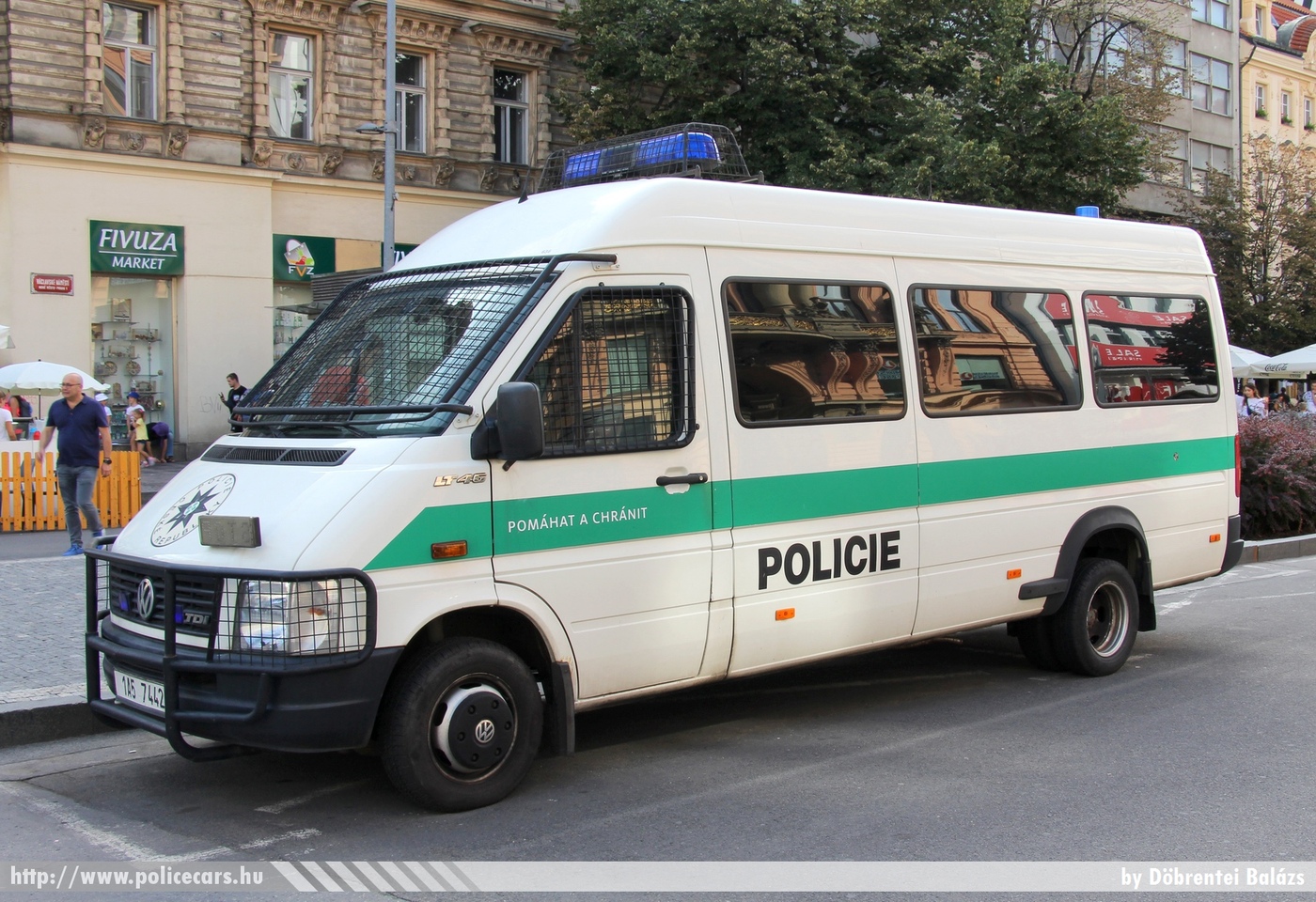 Volkswagen LT, fotó: Döbrentei Balázs
Keywords: rendőr cseh Csehország rendőrautó rendőrség police policecar Czech