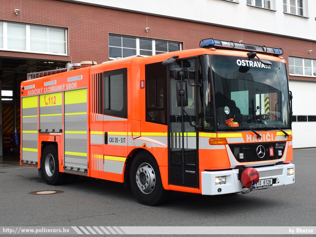 Mercedes Econic CAS 20 S1T, Ostrava, fotó: Bbazsa
Keywords: Czech cseh Csehország tûzoltó tûzoltóautó fire firetruck