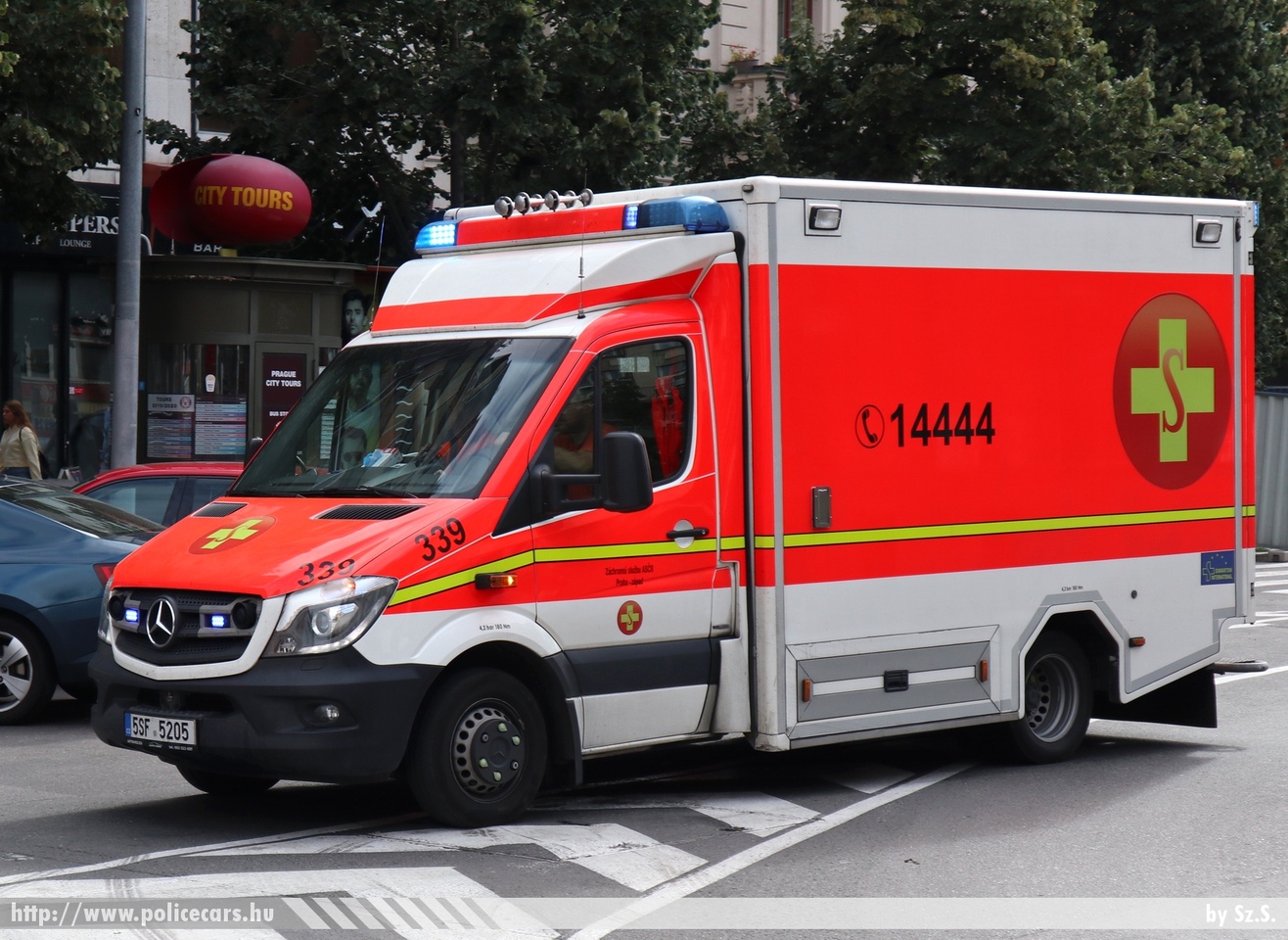 Mercedes Sprinter II facelift, Záchranná Sluzba ASCR Praha-zapad, fotó: Sz.S.
Keywords: cseh Csehország czech ambulance mentő mentőautó