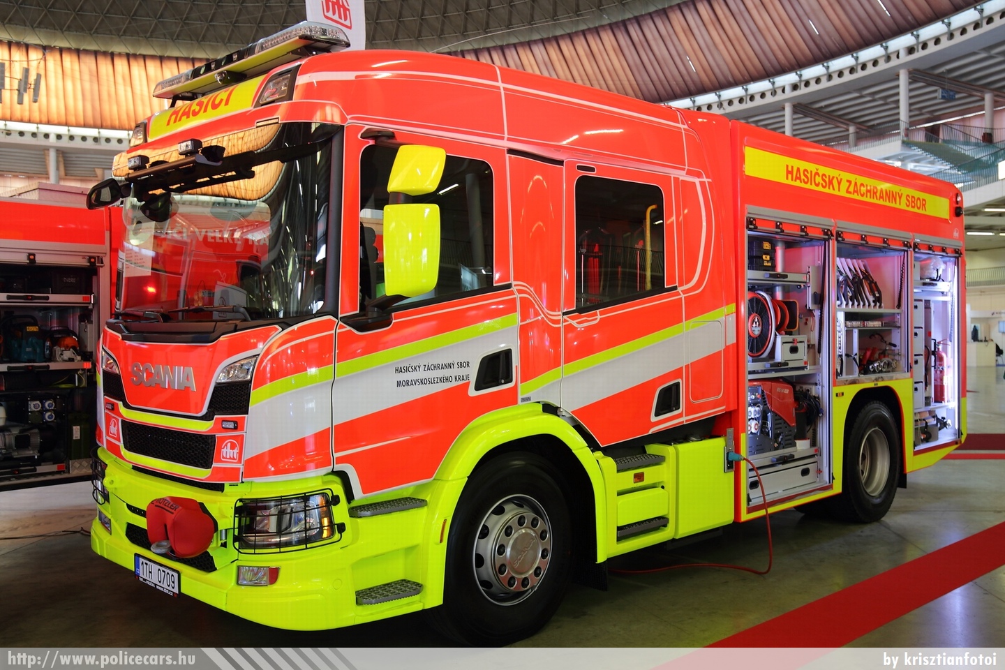 Scania P500 THT, fotó: krisztianfotoi
Keywords: cseh Csehorzság czech fire firetruck tûzoltó tûzoltóautó tûzoltóság