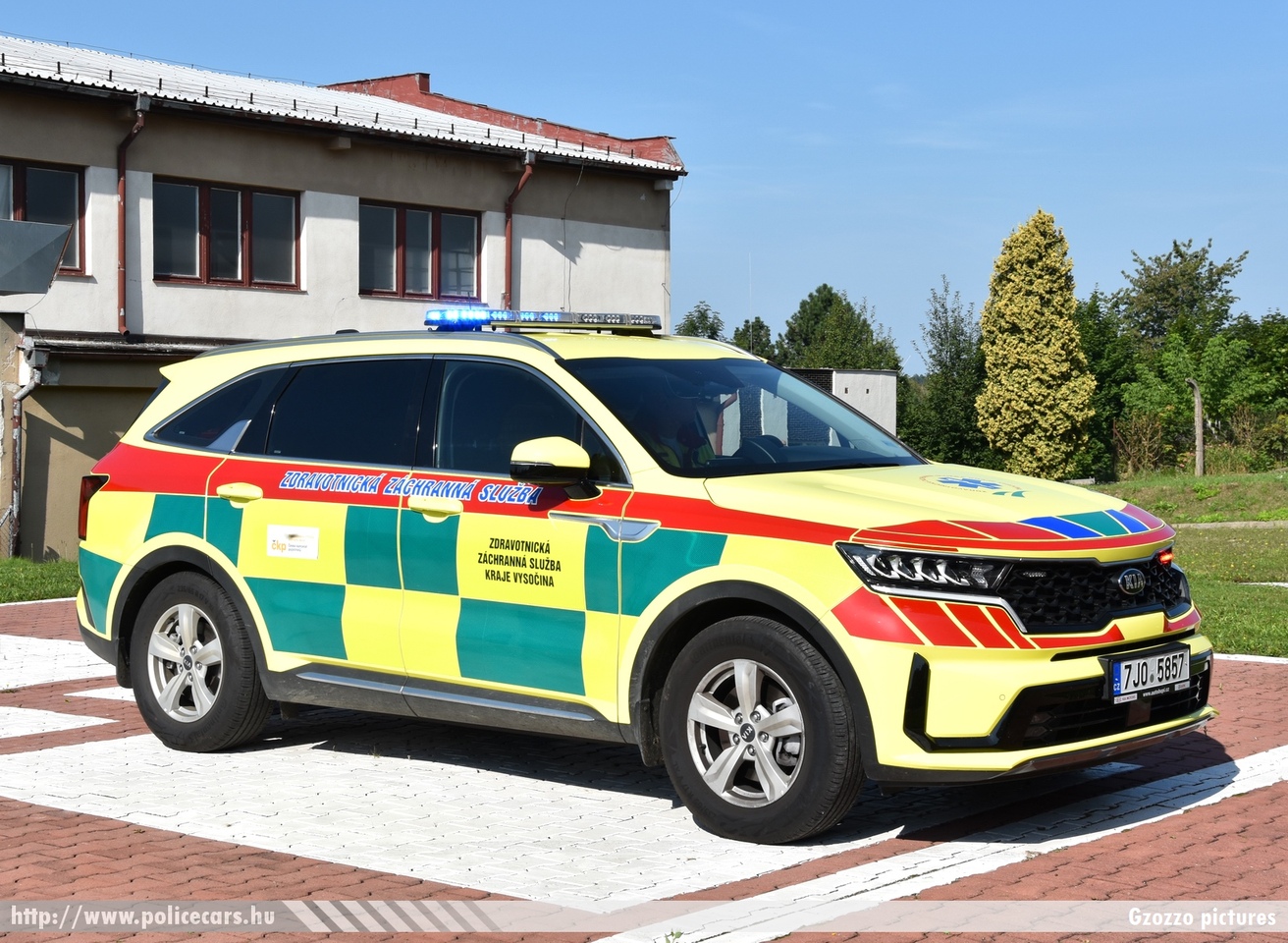 Kia Sorento, Zdravotnicka zachranna sluzba Kraje Vysocina (Vysocina kerületi mentõszolgálat), Pelhrimov, fotó: Gzozzo pictures
Keywords: cseh Csehország czech ambulance mentő mentőautó