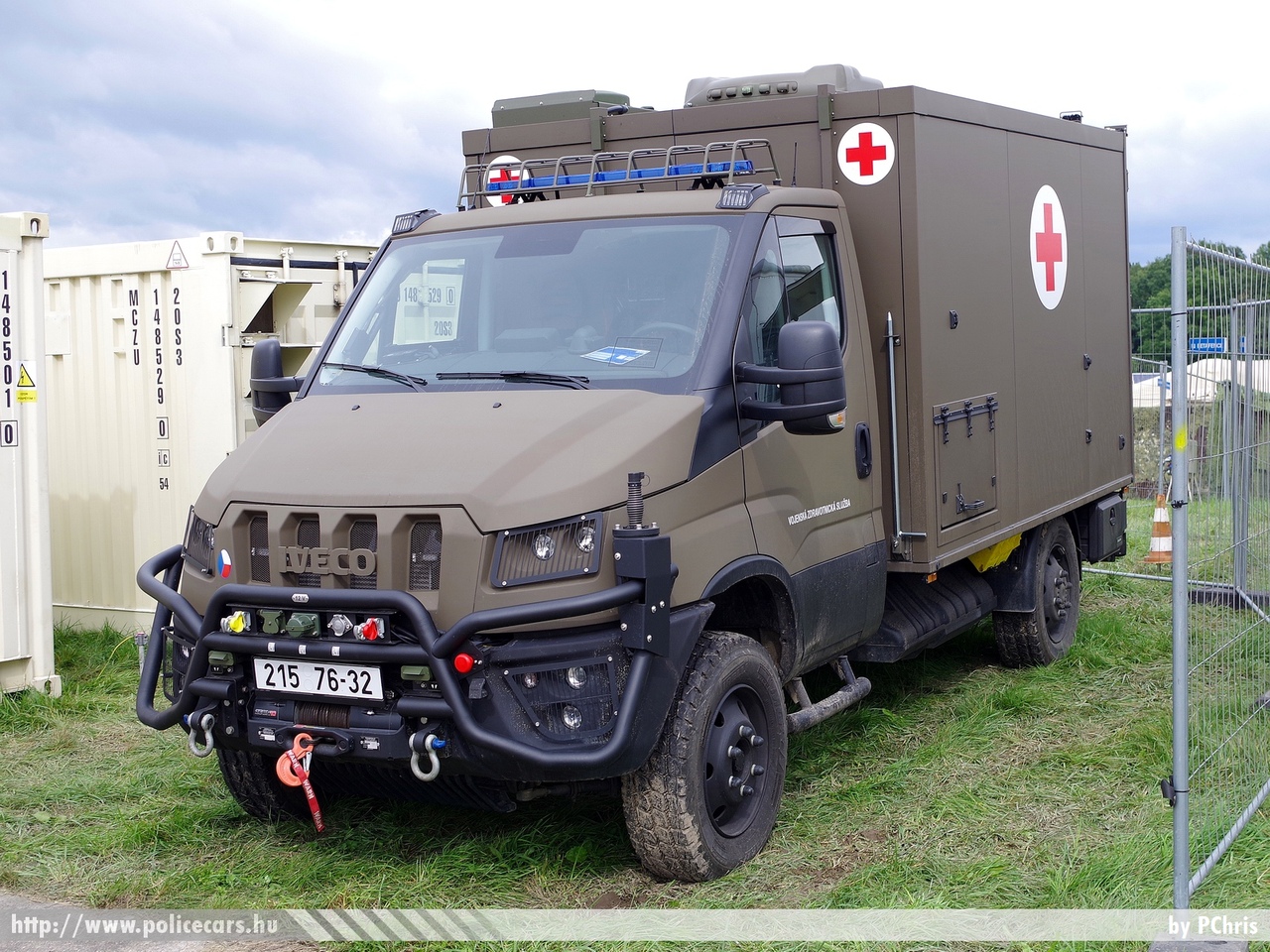Iveco MUV M70.20WM Variel, fotó: PChris
Keywords: cseh Csehország czech mentő mentőautó ambulance katonai military
