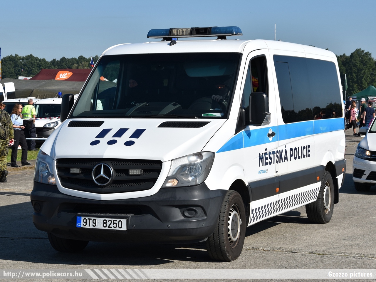 Mercedes Sprinter II facelift, Městská policie Ostrava, fotó: Gzozzo pictures
Keywords: cseh Csehország czech police policecar rendőrautó rendőr