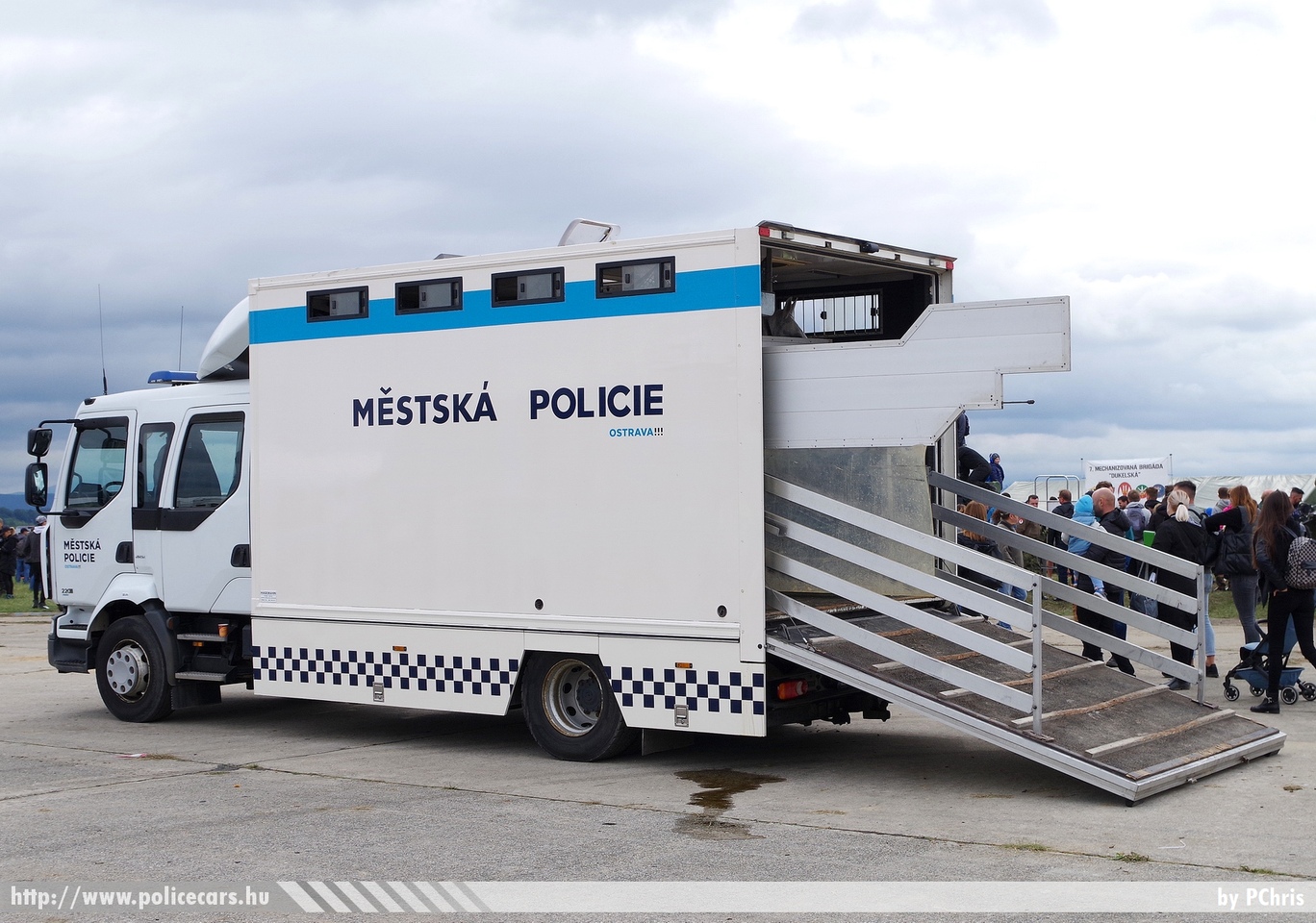 Renault Midlum, Městská policie Ostrava, fotó: PChris
Keywords: cseh Csehország czech police policecar rendőrautó rendőr