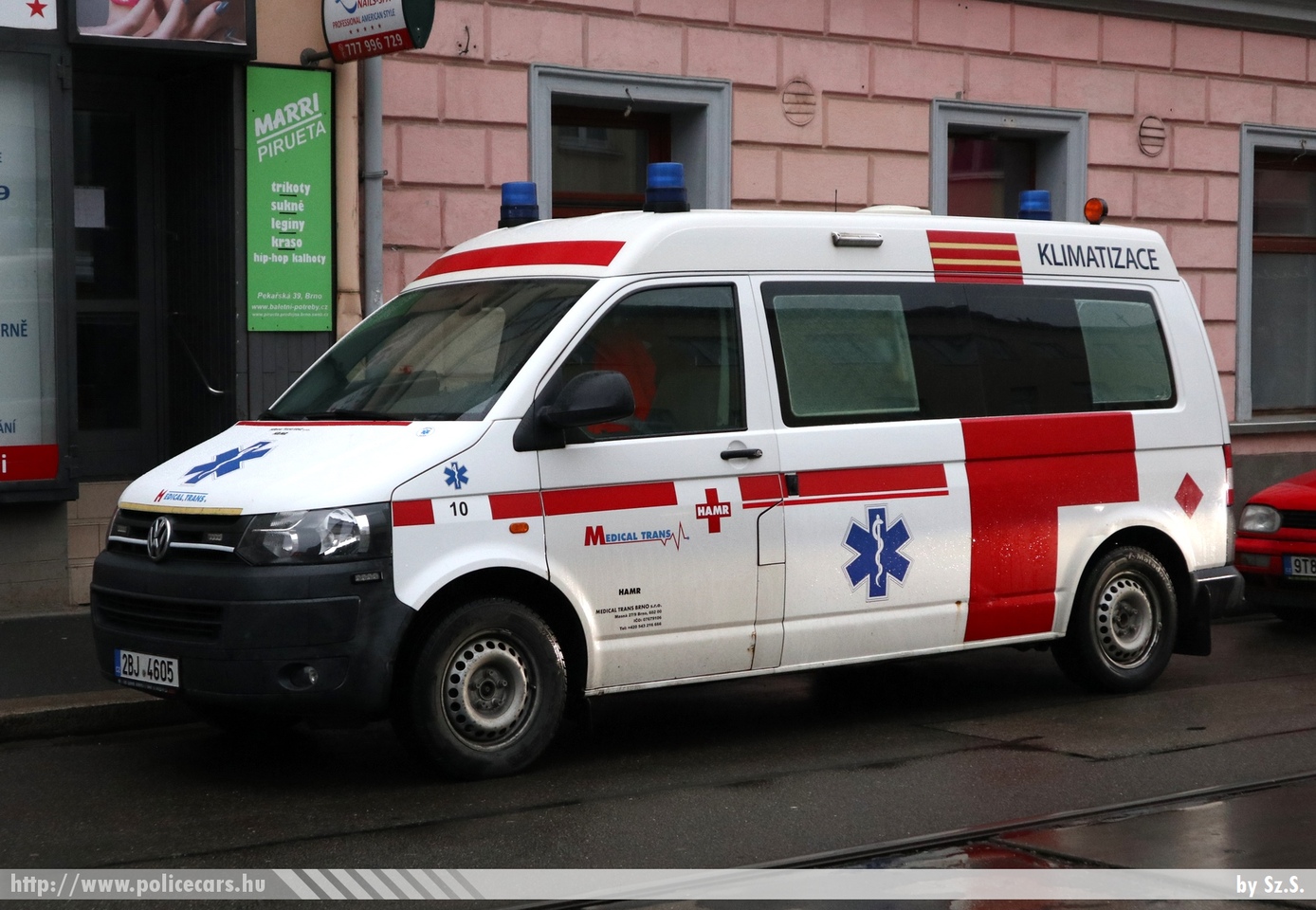 Volkswagen Transporter T5, Medical Trans, Brno, fotó: Sz.S.
Keywords: cseh Csehország czech mentő mentőautó ambulance