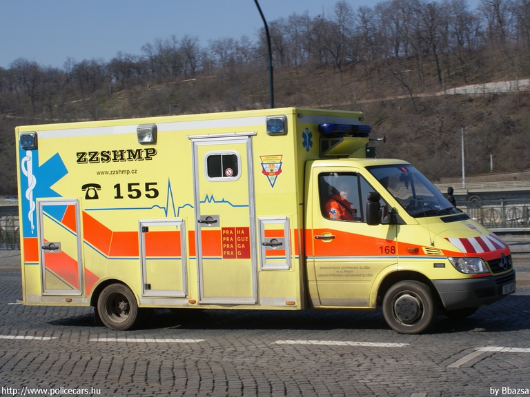 Mercedes-Benz Sprinter, fotó: Bbazsa
Keywords: mentő mentőautó Csehország cseh