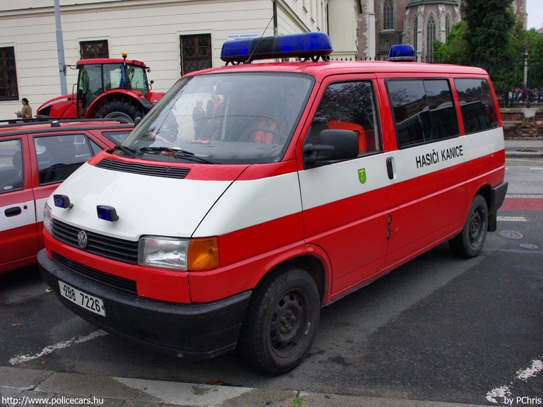 Volkswagen Transporter T4, fotó: PChris
Keywords: tûzoltó tûzoltóautó tûzoltóság cseh Csehország