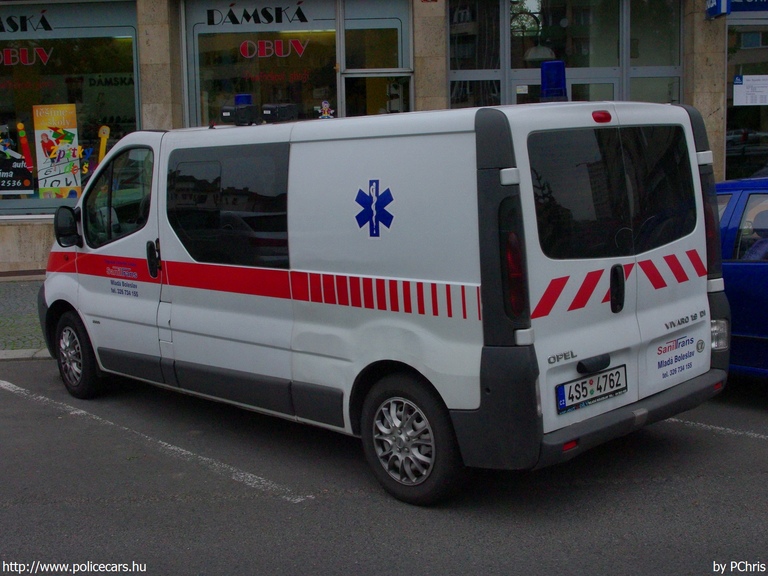 Opel Vivaro, fotó: PChris
Keywords: mentő mentőautó cseh Csehország