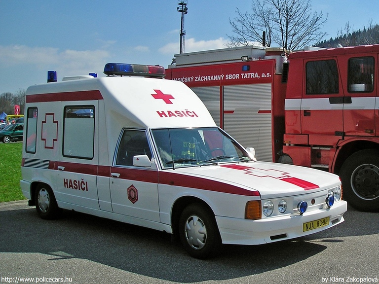 TATRA T613 SV, Kopøivnice, fotó: Klára Zakopalová
Keywords: mentő mentőautó cseh Csehország