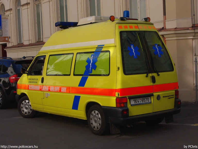 Volkswagen Transporter T4, Karlovy Vary, fotó: PChris
Keywords: mentő mentőautó cseh Csehország