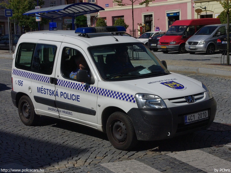 Peugeot Partner, Jindøichùv Hradec, fotó: PChris
Keywords: cseh Csehország rendőr rendőrautó rendőrség