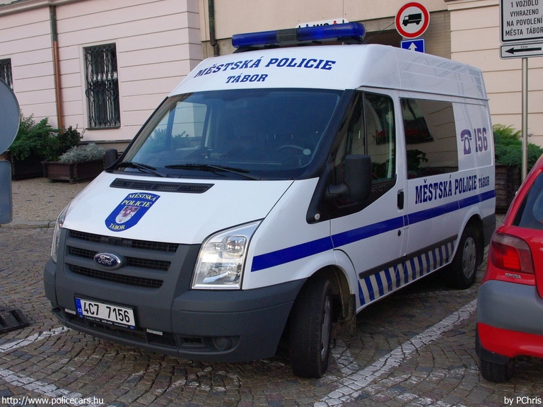 Ford Transit, Tábor, fotó: PChris
Keywords: cseh Csehország rendőr rendőrautó rendőrség