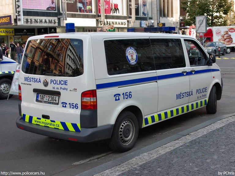 Volkswagen Transporter T5, Prága, fotó: PChris
Keywords: cseh Csehország rendőr rendőrautó rendőrség