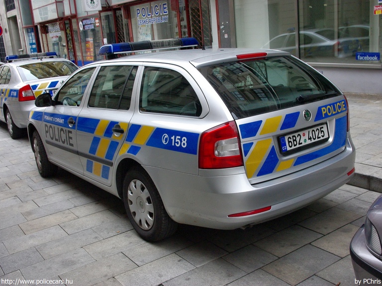Skoda Octavia II, fotó: PChris
Keywords: cseh Csehország rendőr rendőrautó rendőrség