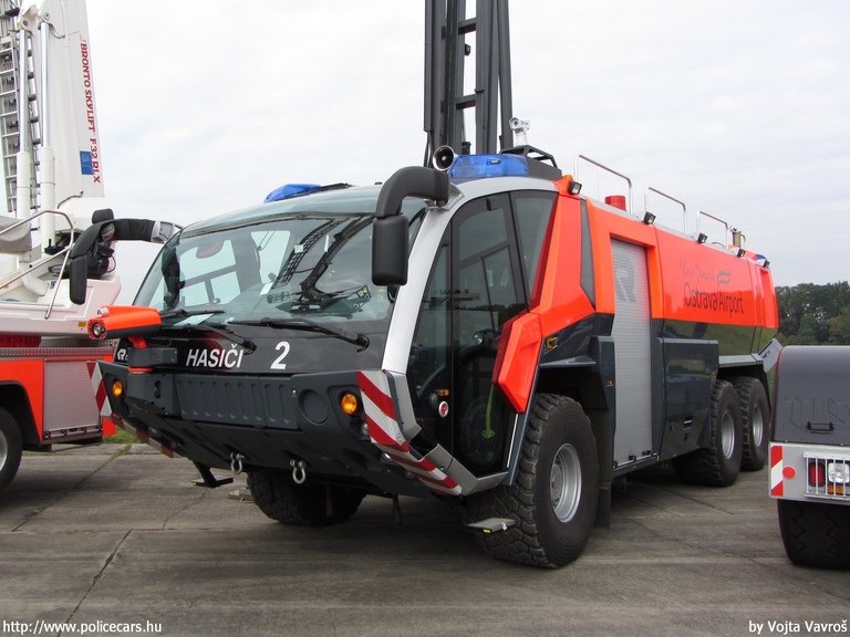 MAN-Rosenbauer Panther, Ostrava Airport, fotó: Vojta Vavro¹
Keywords: tûzoltó, tûzoltóság tûzoltóautó Csehország cseh