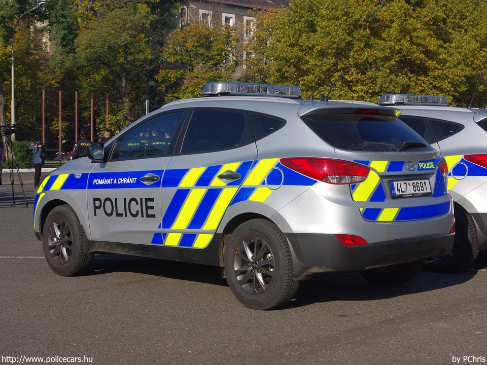 Hyundai iX35, fotó: PChris
Keywords: cseh rendőr Csehország rendőrautó rendőrség