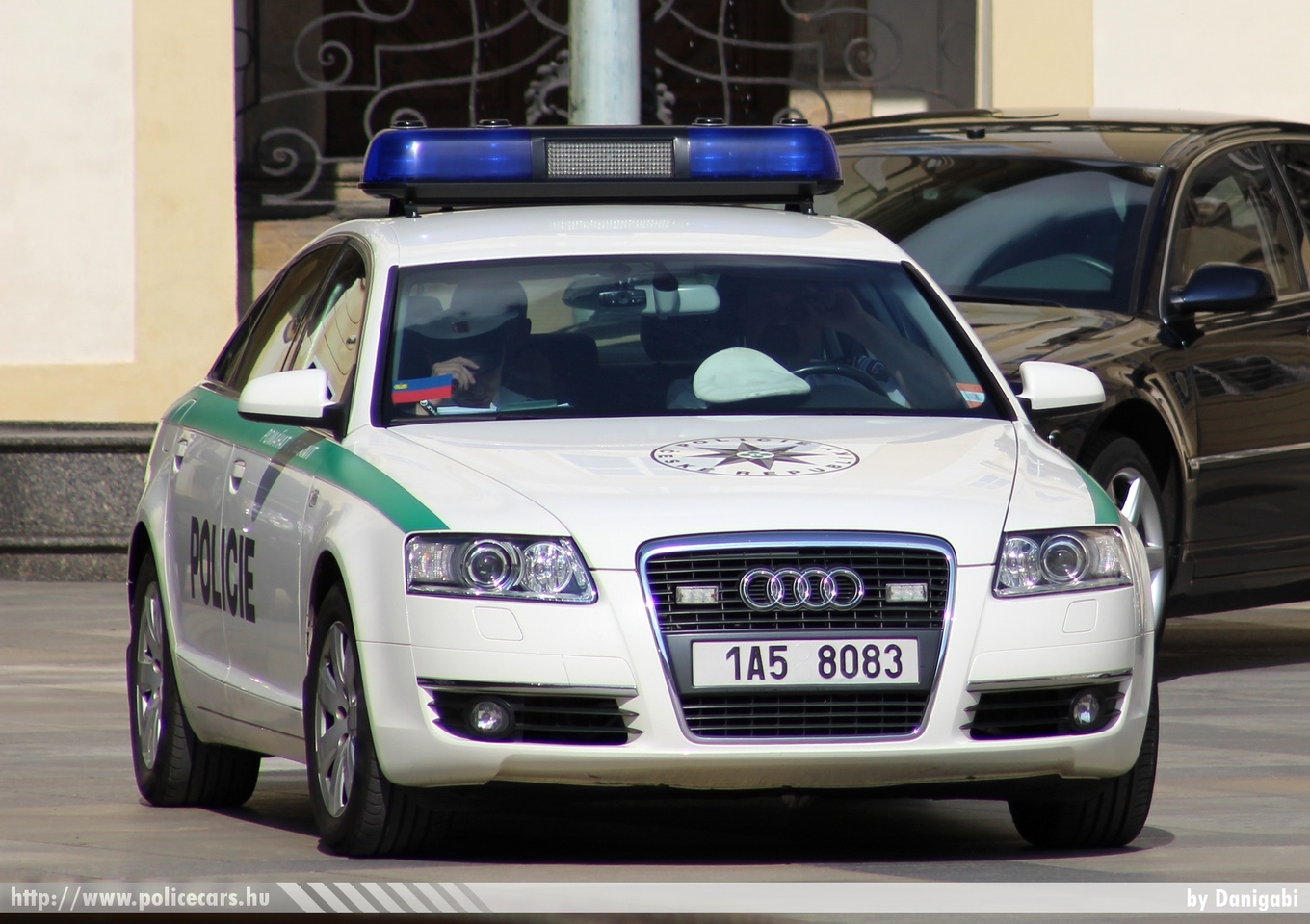 Audi A6 3.2 Fsi, fotó: Danigabi
Keywords: rendőr cseh Csehország rendőrautó rendőrség