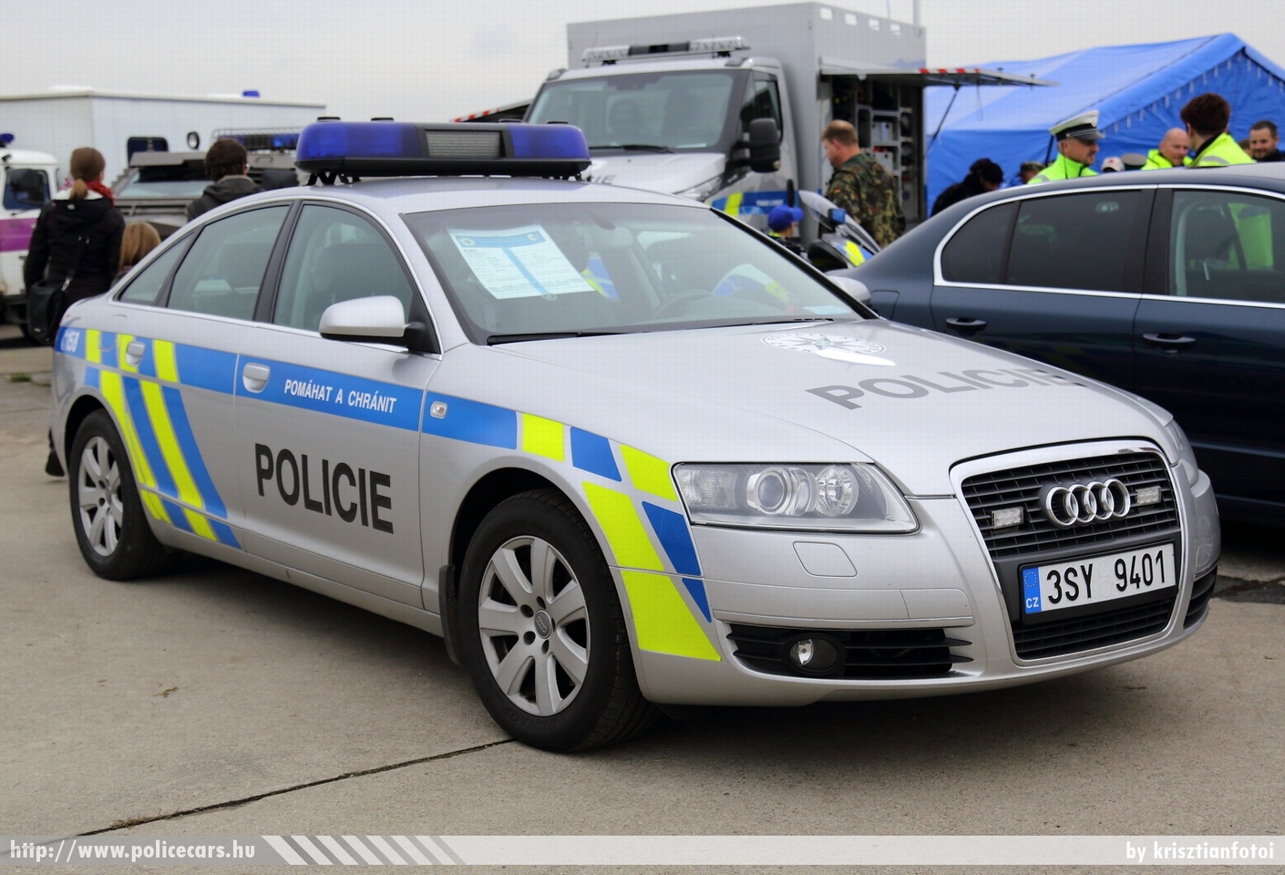 Audi A6, fotó: krisztianfotoi
Keywords: rendőr cseh Csehország rendőrautó rendőrség police policecar Czech
