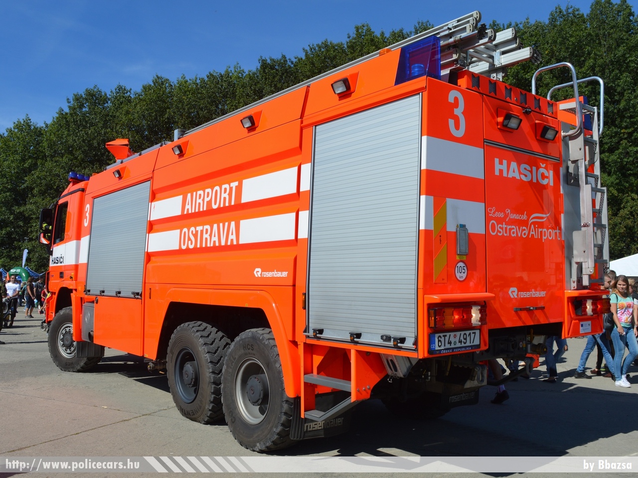 Mercedes Actros 3360, fotó: Bbazsa
Keywords: cseh Csehország tûzoltó tûzoltóautó tûzoltóság czech fire firetruck