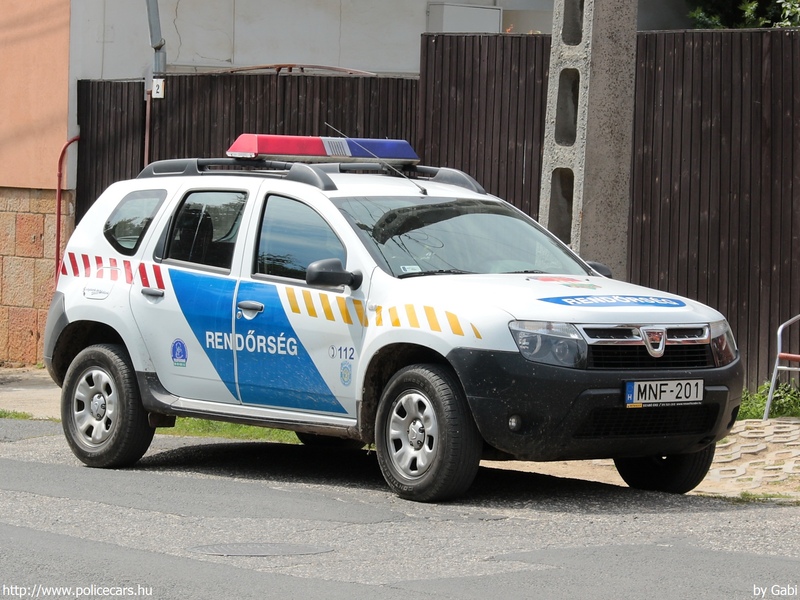 Dacia Duster, fotó: Gabi
Keywords: rendőr rendőrautó rendőrség magyar Magyarország MNF-201
