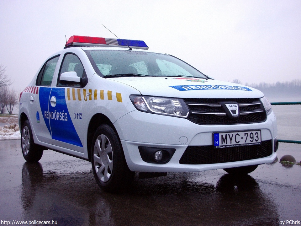 Dacia Logan, fotó: PChris
Keywords: rendőr rendőrautó rendőrség magyar Magyarország MYC-793
