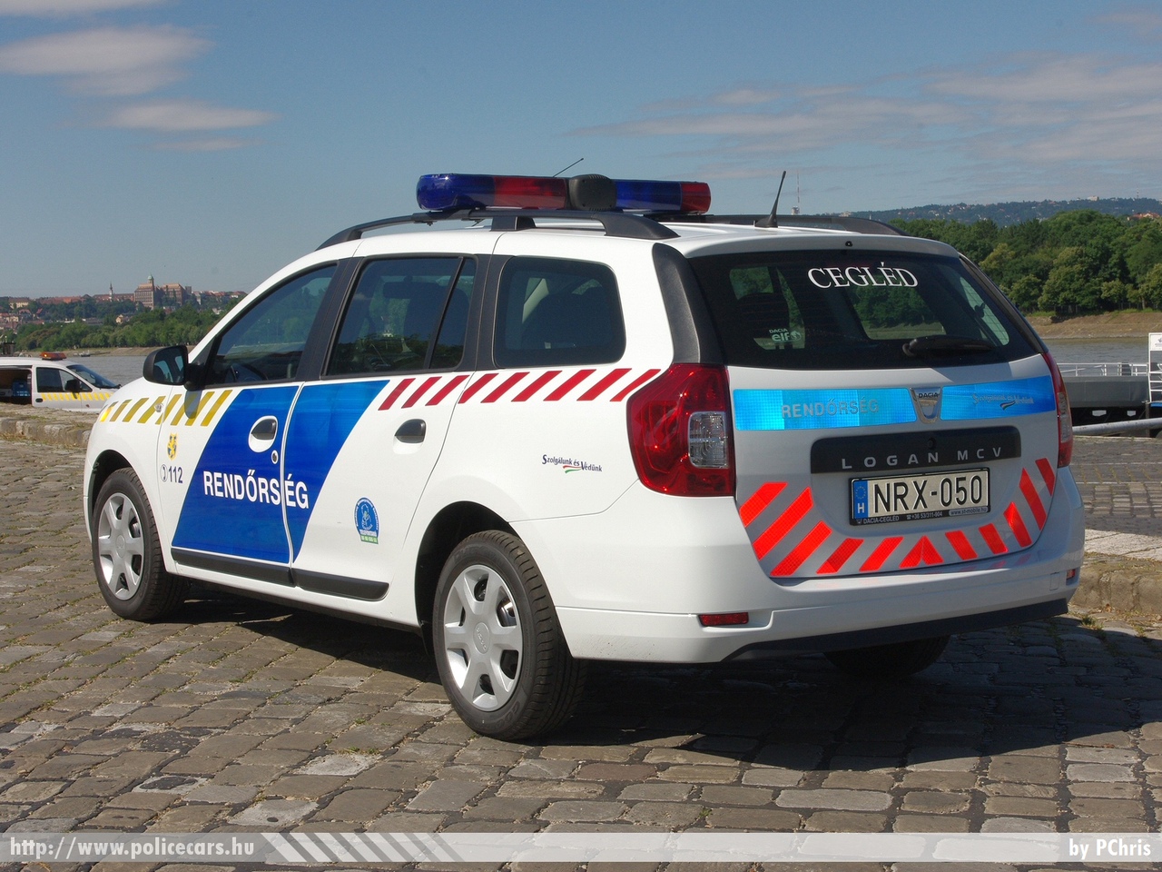Dacia Logan MCV, fotó: PChris
Keywords: magyar Magyarország rendőr rendőrautó rendőrség NRX-050 Hungary hungarian police policecar