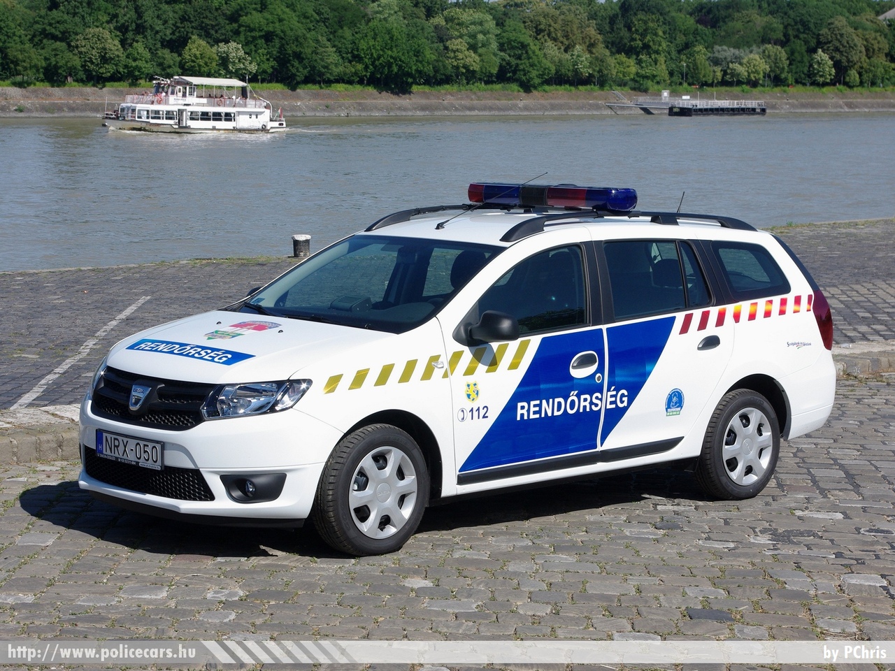 Dacia Logan MCV, fotó: PChris
Keywords: magyar Magyarország rendőr rendőrautó rendőrség NRX-050 Hungary hungarian police policecar